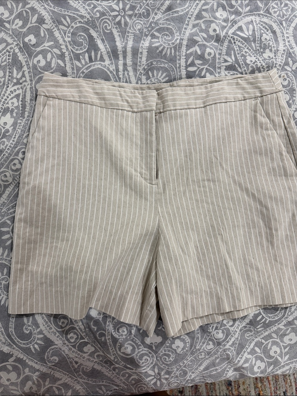 Worthington Beige Pinstripe Shorts